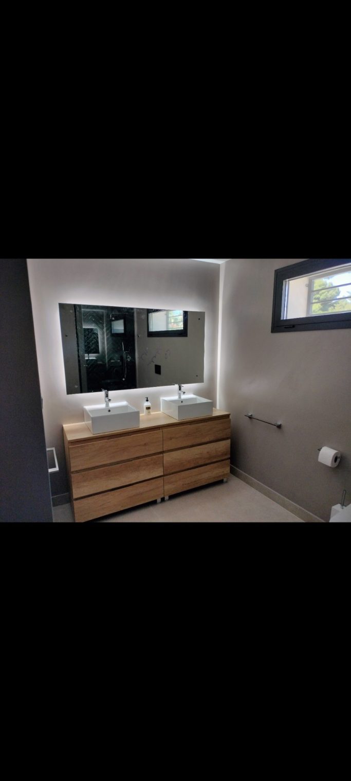 Instalación espejo baño 